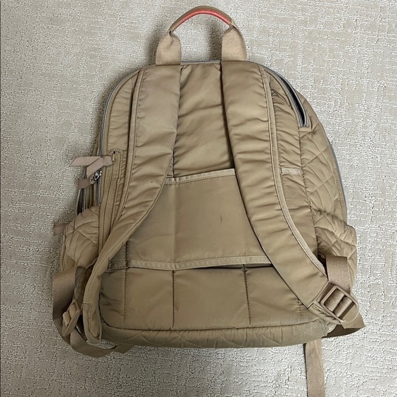Vera Bradley Beige Quilted backpack - Picture 5 of 6